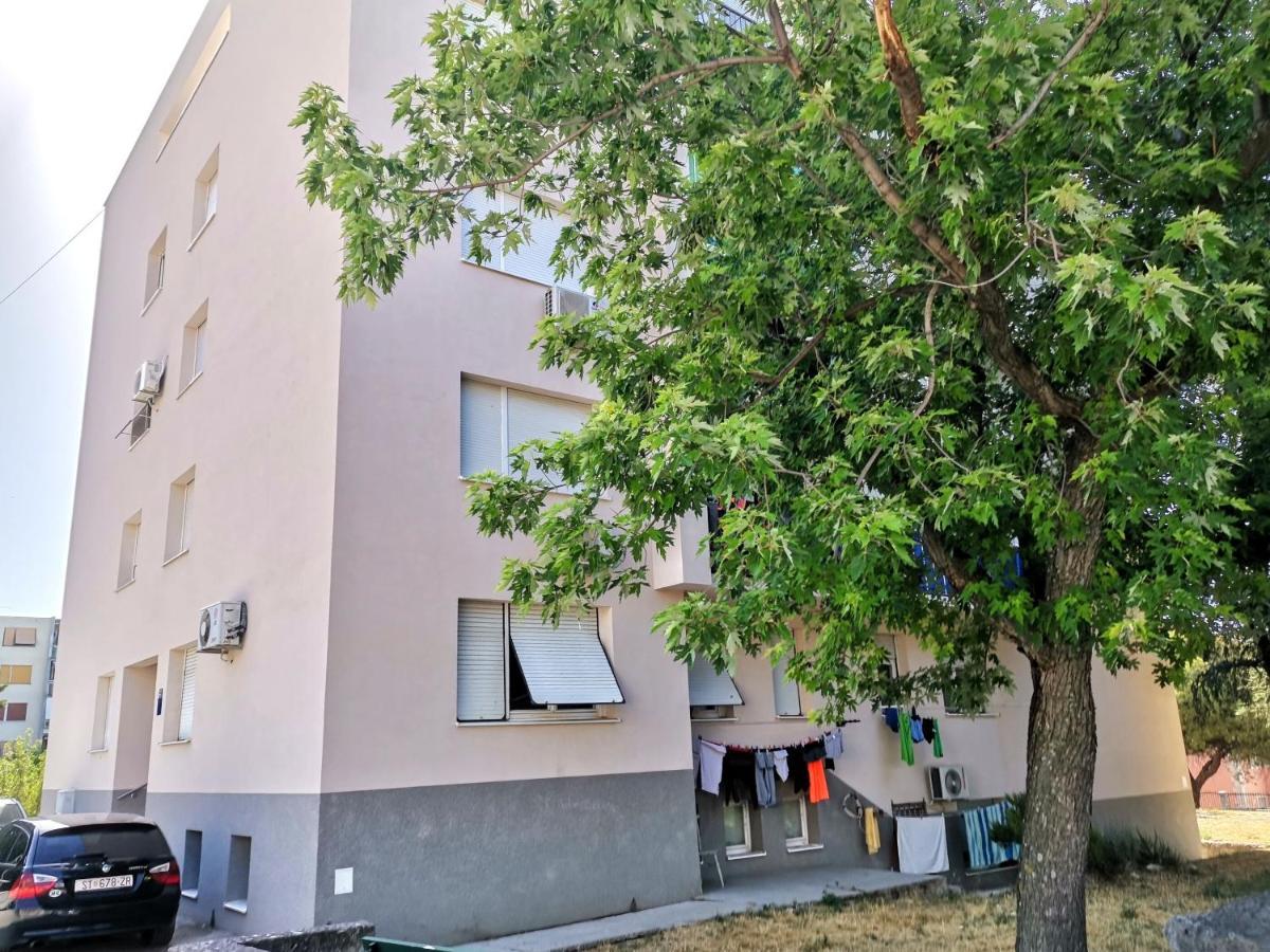 City Getaway - Apartment Ileora Split Exterior foto