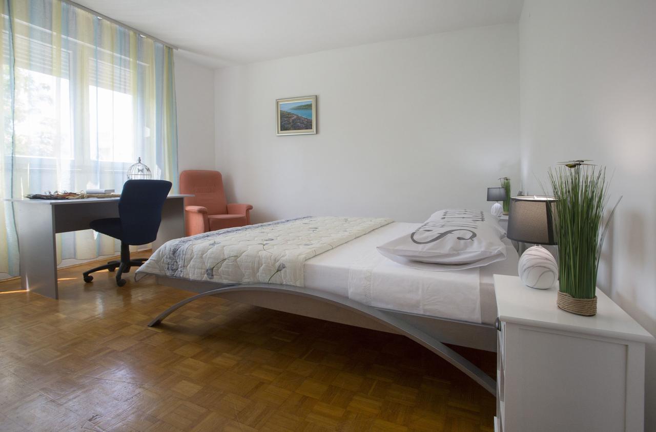 City Getaway - Apartment Ileora Split Exterior foto
